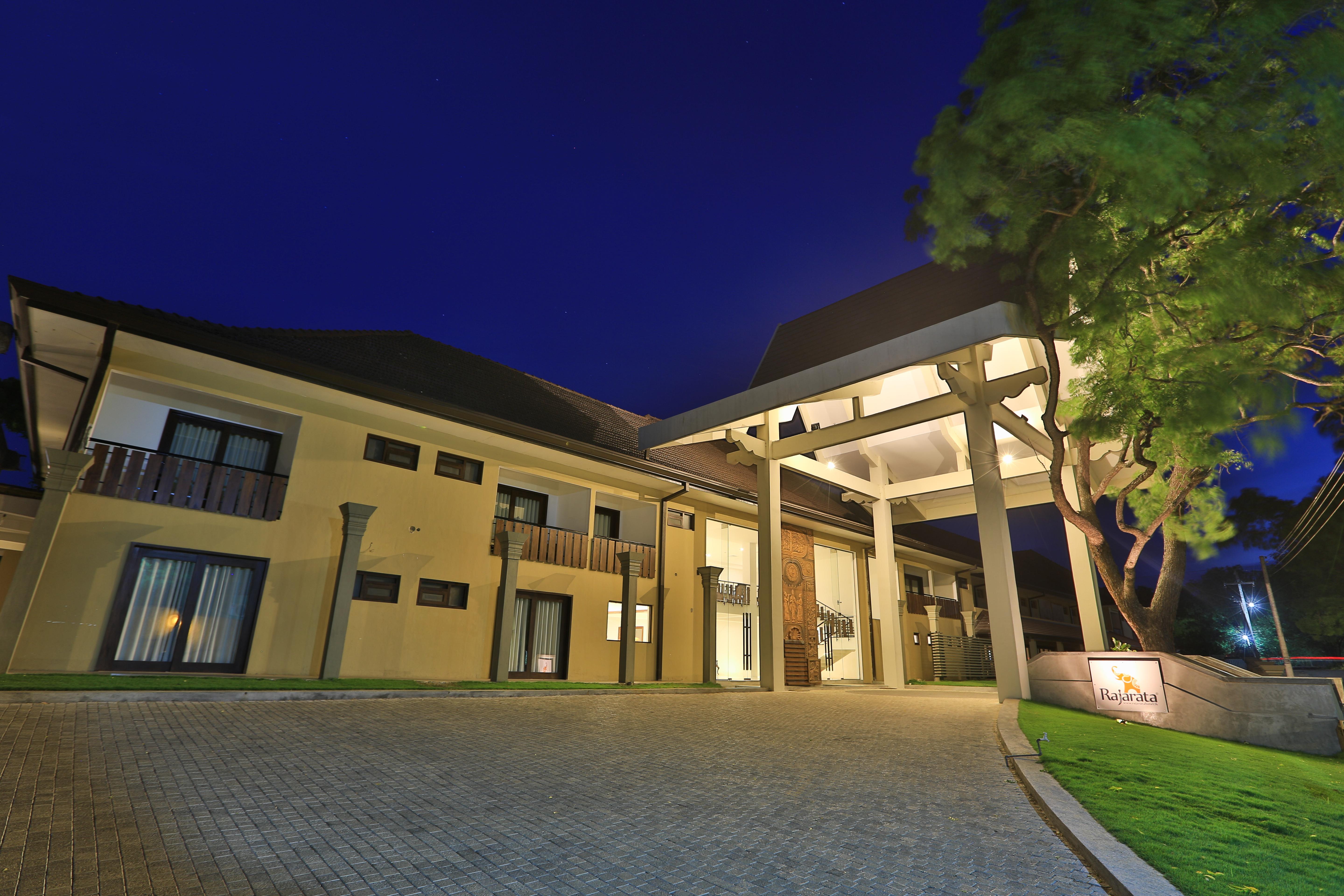 Rajarata Hotel Анурадхапура Екстериор снимка